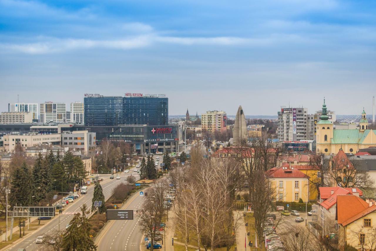 Hotel Forum Rzeszów Exteriér fotografie